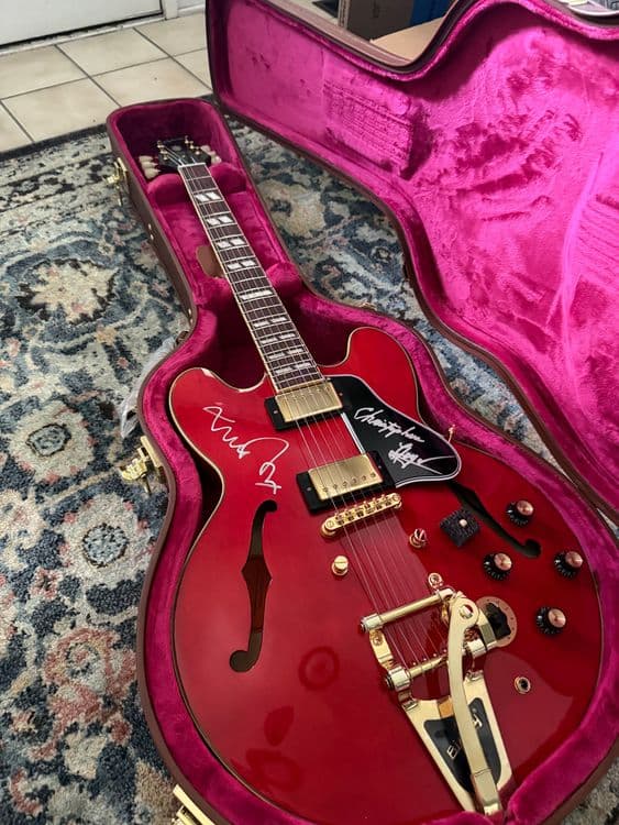 Guitar image